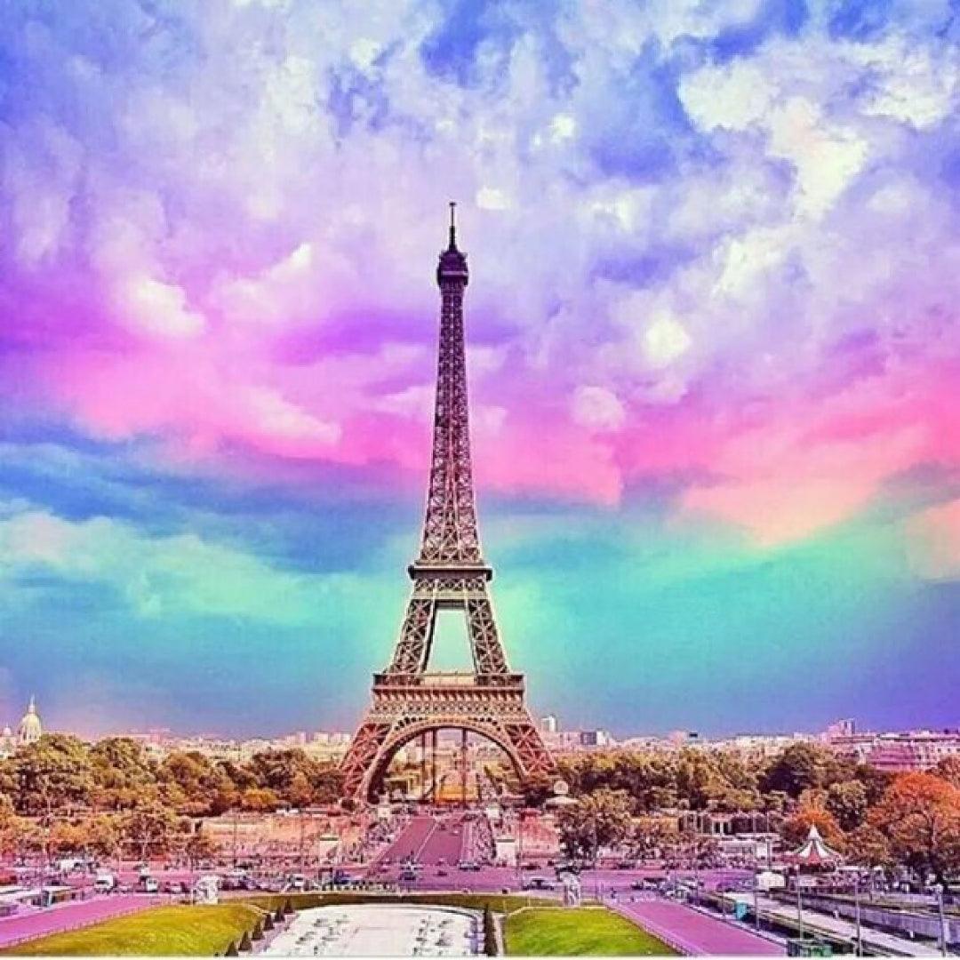 Serene Eiffel Tower Diamond Painting